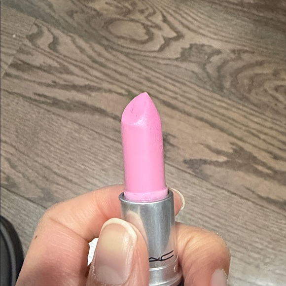 MAC Saint Germain Lipstick - Picture 3 of 4